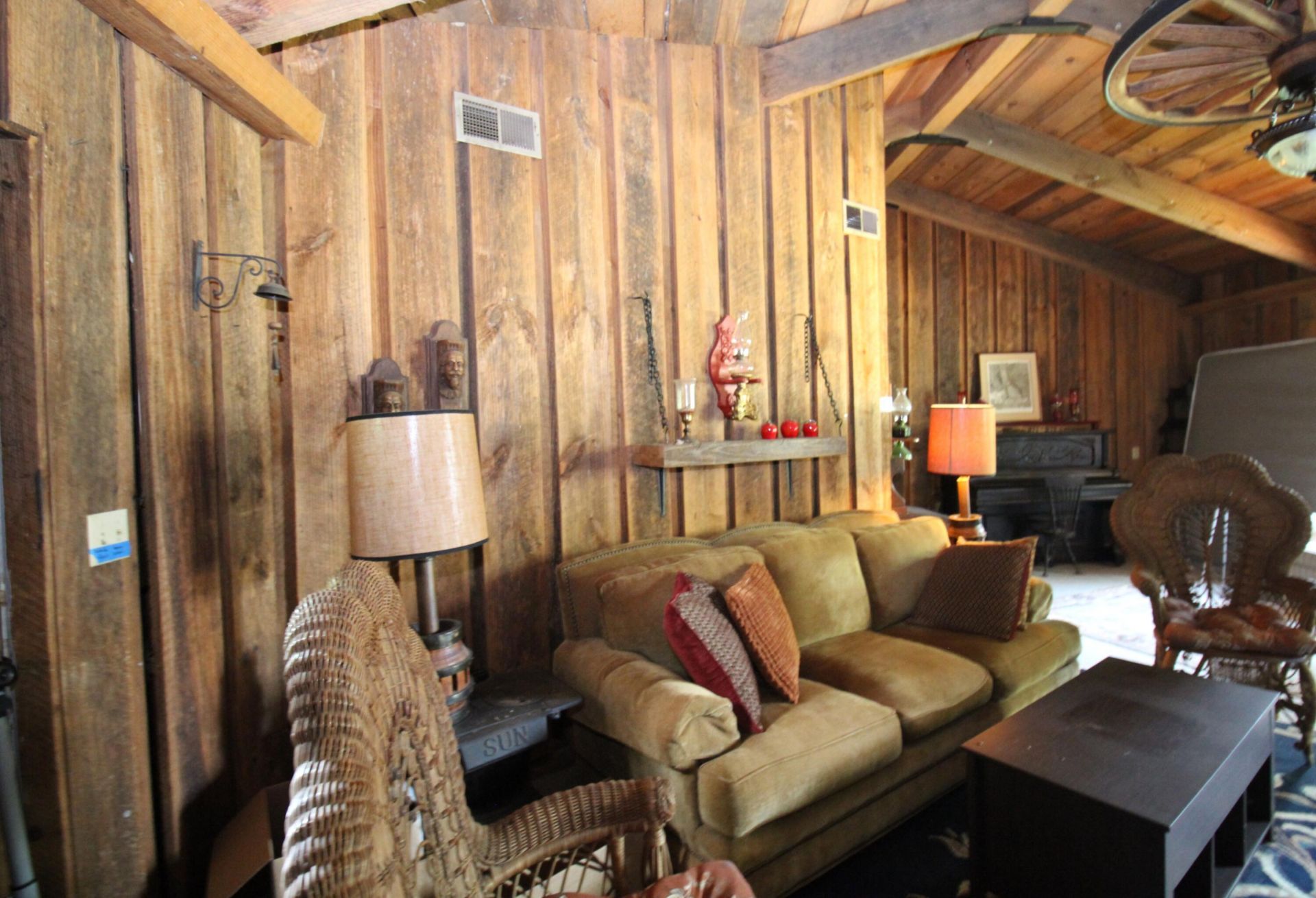 108 Hampton Avenue Photo 22