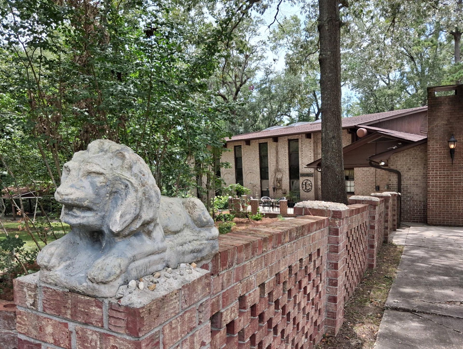 108 Hampton Avenue Photo 30