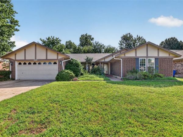 3012 N Meadowood Drive, Oklahoma City, OK 73110