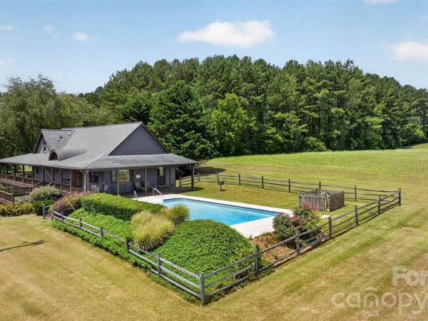 441 Bee Hive Road , Columbus, NC 28722