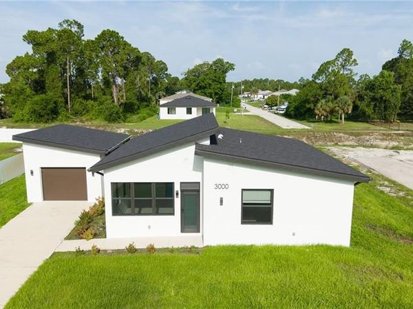 3000 Tena AVE S, LEHIGH ACRES, FL 33976