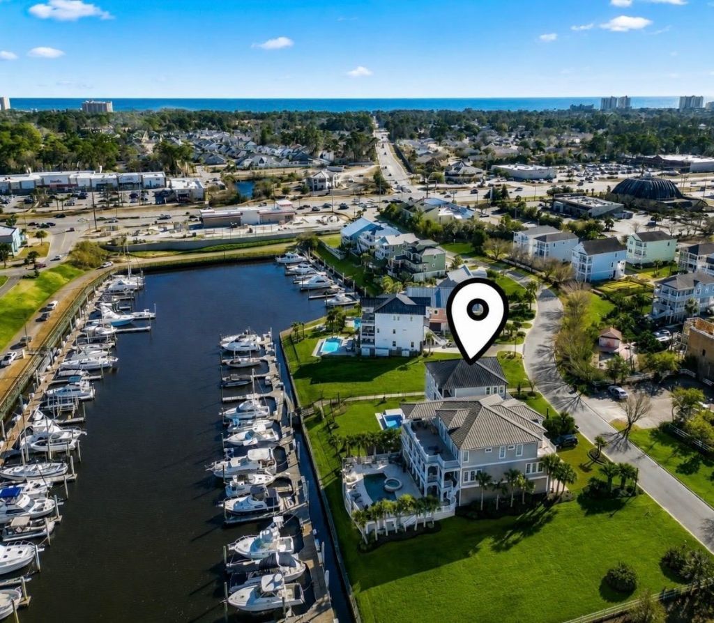 1316 Marina Bay Dr. Photo 5