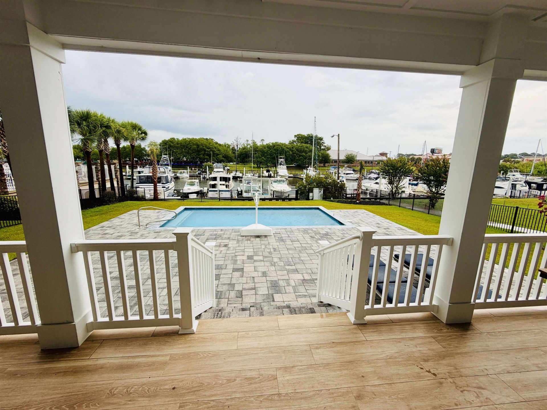 1316 Marina Bay Dr. Photo 8