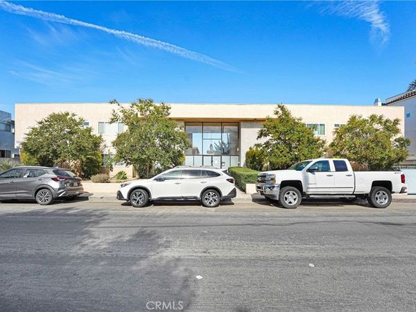5232 Corteen Place, Unit 7, Valley Village, CA 91607