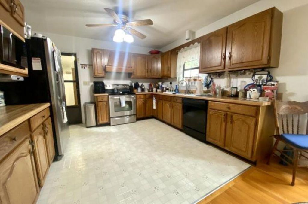 4429 Francis Younge Way Photo 10