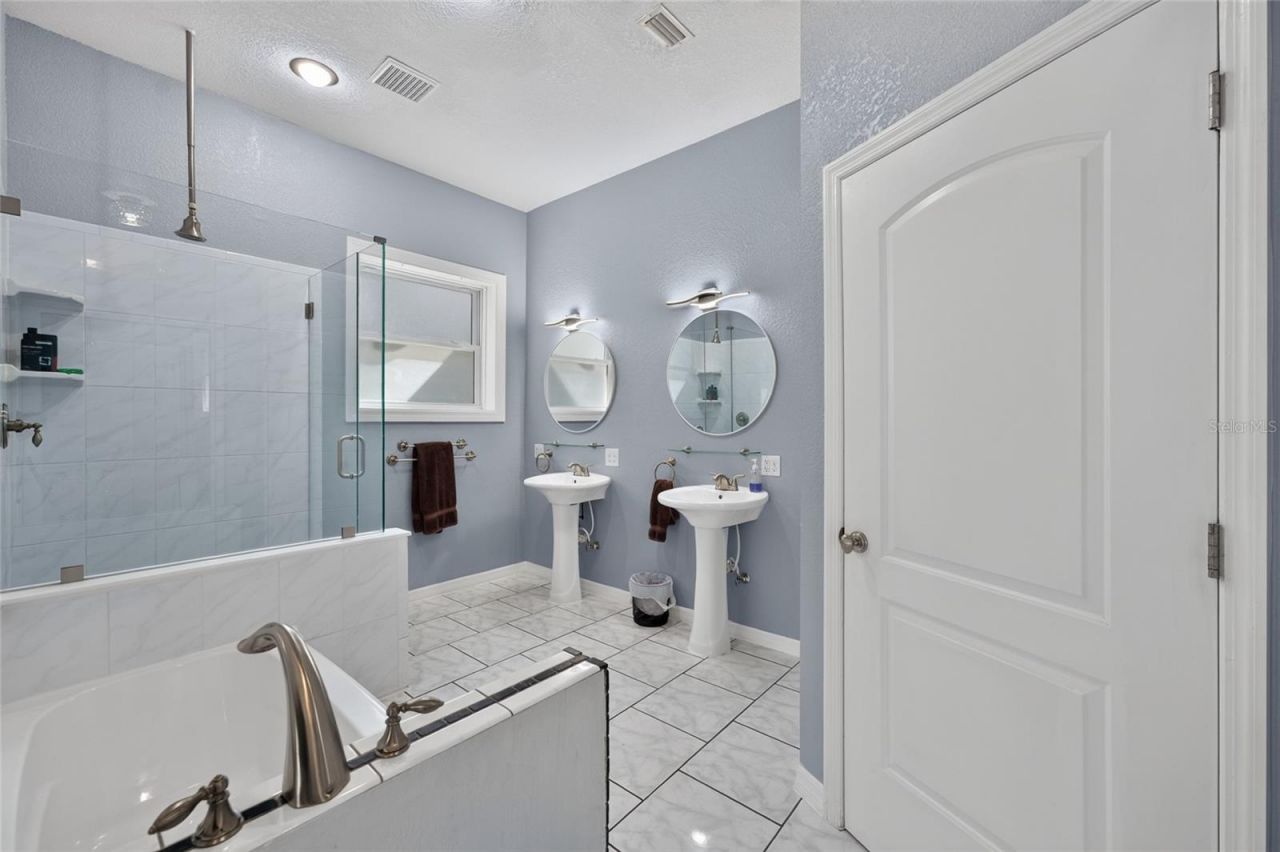 28211 Magnon Drive, Brooksville, FL 34601 Photo