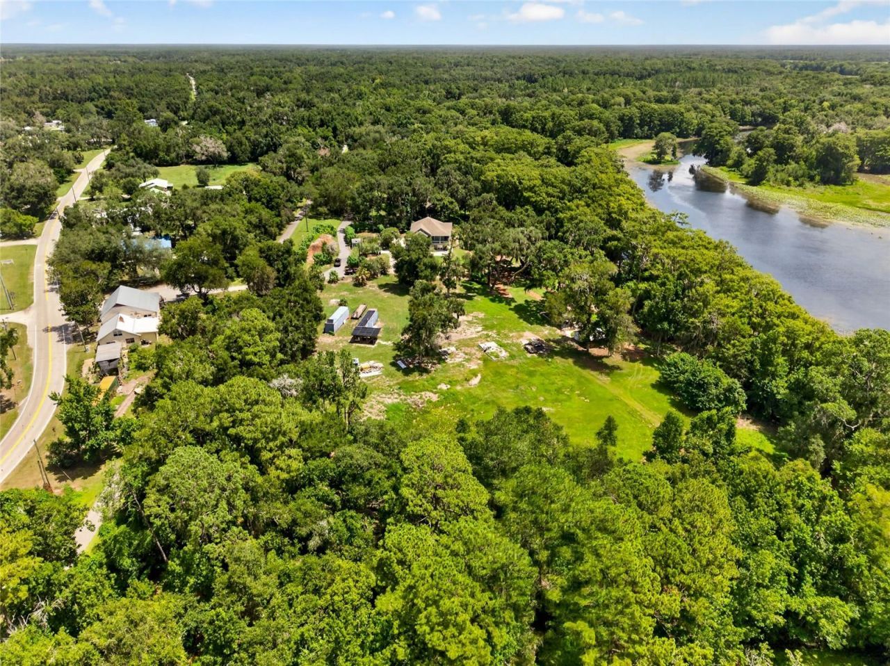 28211 Magnon Drive, Brooksville, FL 34601 Photo