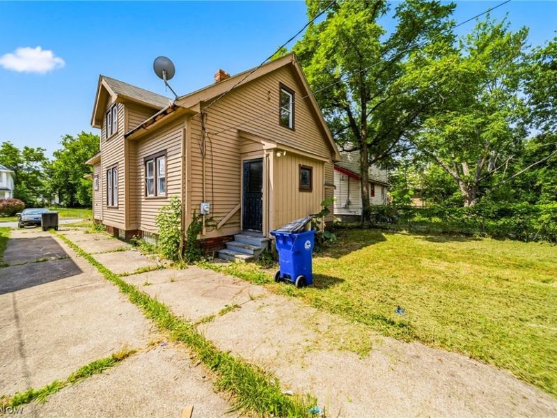 13405 Bartlett Avenue, Cleveland, OH 44120 Photo 26