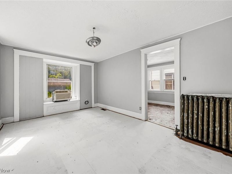 9512 Easton Avenue, Cleveland, OH 44104 Photo 8