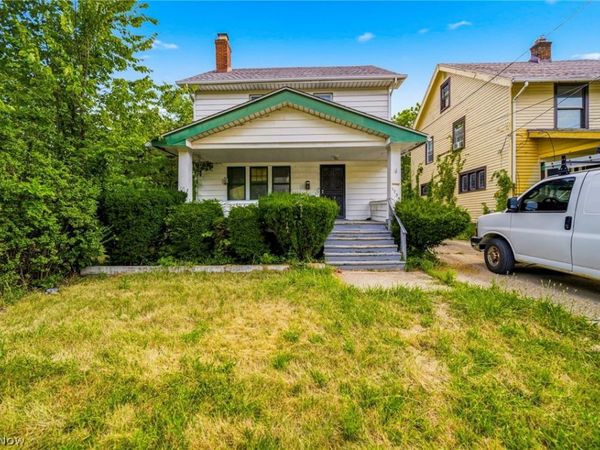 1735 Clarkstone Road , Cleveland, OH 44112