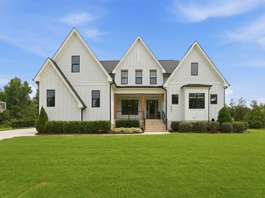 6504 Prescott Shore Drive, Wake Forest, NC 27587