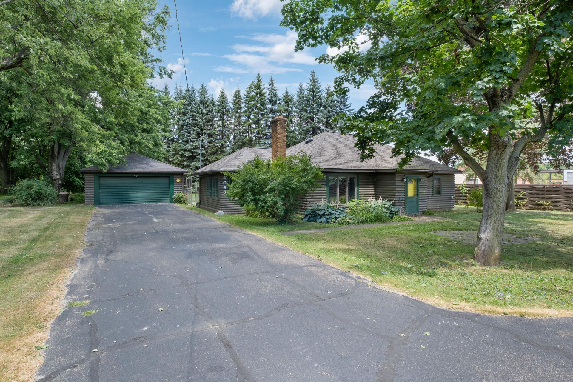 4069 Richmond Street Nw, Grand Rapids, MI 49534 Main Photo