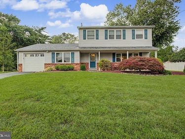 61 EAGLE ROAD, CHALFONT, PA 18914