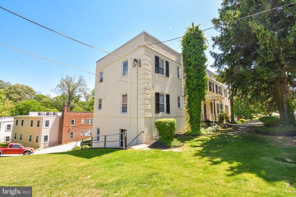 8201 SCHRIDER STREET, SILVER SPRING, MD 20910