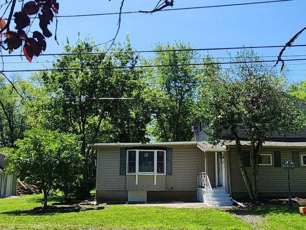 814 DOLINGTON ROAD, NEWTOWN, PA 18940