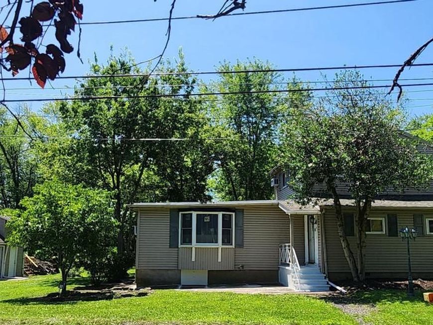 814 Dolington Road, Newtown, PA 18940 Main Photo