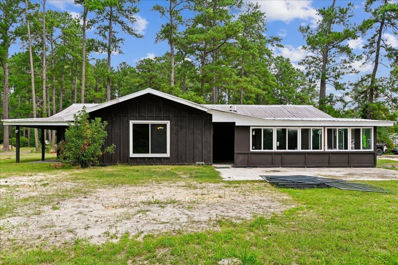 148 Claussen Street Photo 38