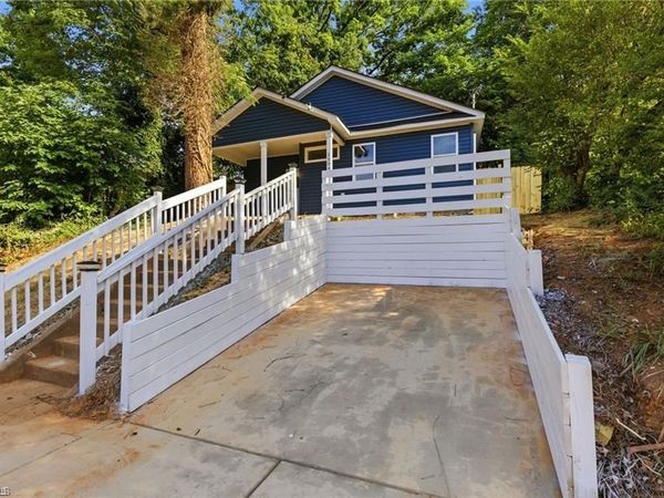 1509 NE 22nd Street , Winston-Salem, NC 27105