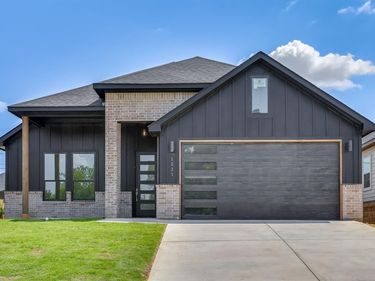 5225 Humbert Avenue, Fort Worth, TX 76107