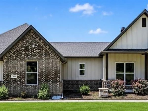 606 Central Road, Weatherford, TX 76088