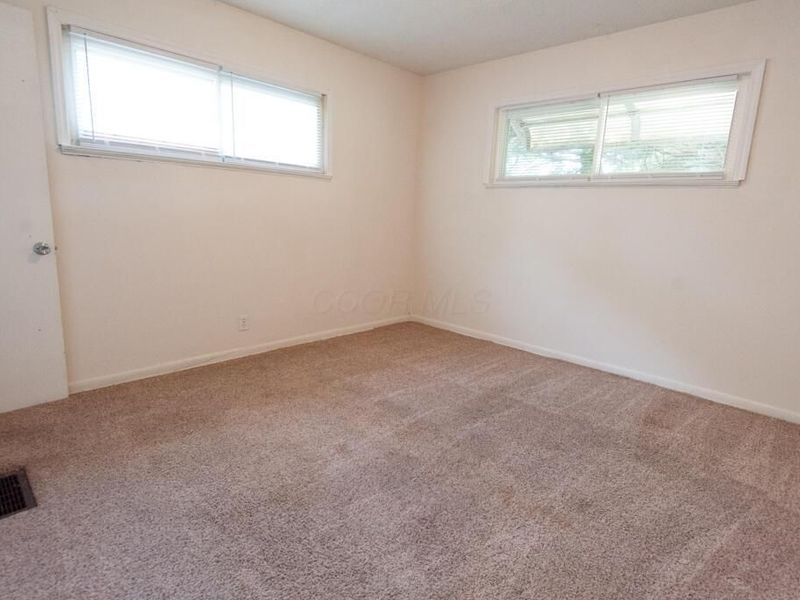 3049 Howey Road, Columbus, OH 43224 Photo 10