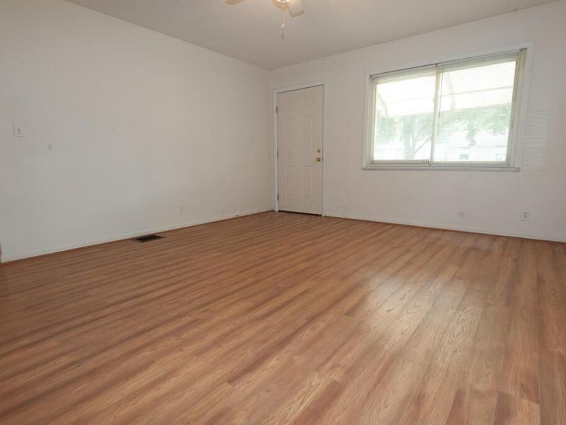 3049 Howey Road, Columbus, OH 43224 Photo 3