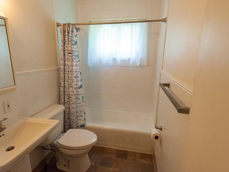 3049 Howey Road, Columbus, OH 43224 Photo 9