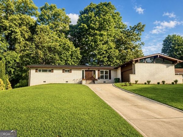 2735 Kings Park Circle, Decatur, GA 30034