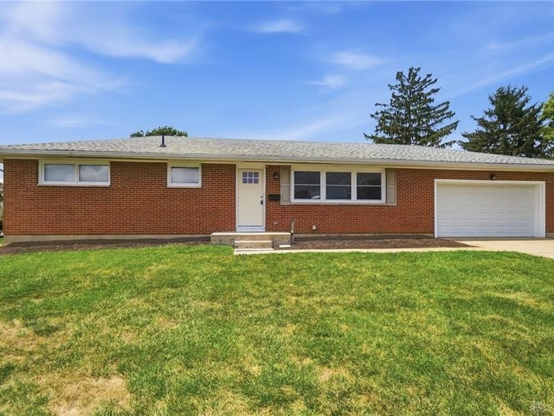 4209 Helena Drive, Moorefield Township, OH 45503 Photo 5