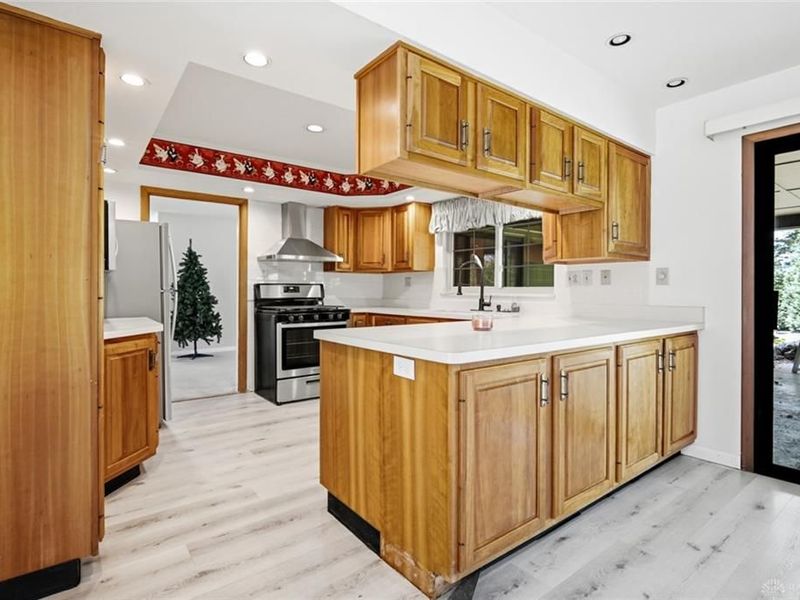 5693 Paddington Road, Washington Township, OH 45459 Photo 11