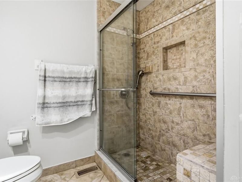 5693 Paddington Road, Washington Township, OH 45459 Photo 21