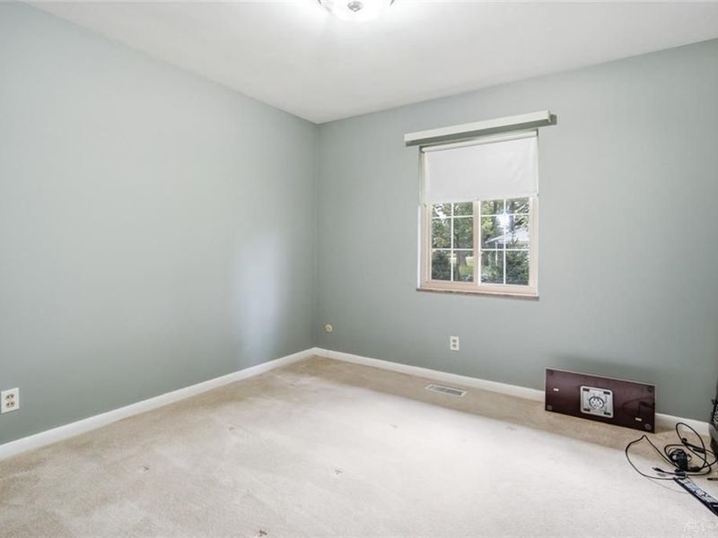 5693 Paddington Road, Washington Township, OH 45459 Photo 24
