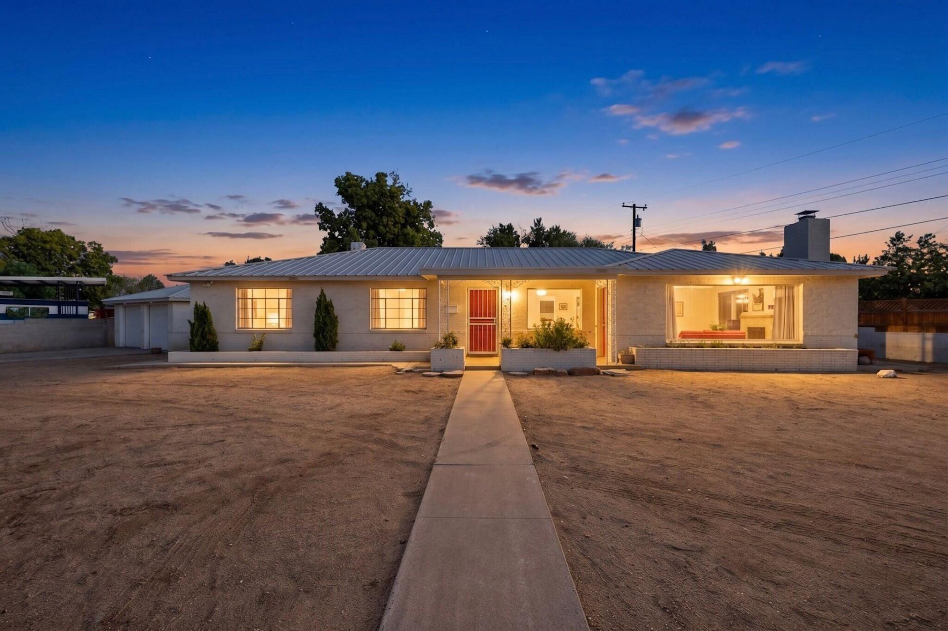 8013 Indian School Road Ne, Albuquerque, NM 87110 Main Photo