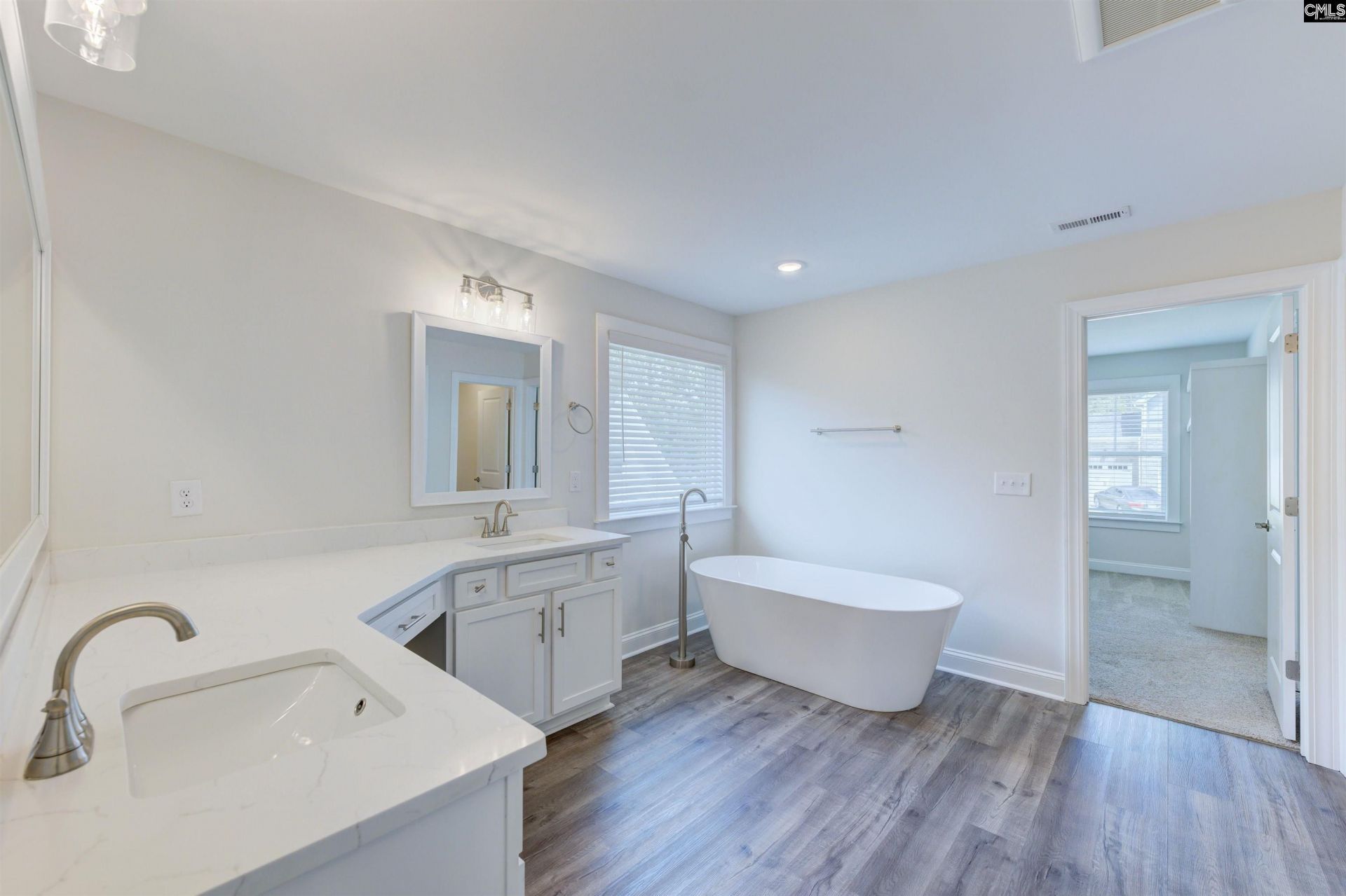 204 Sapphire Gem Lane Photo 11