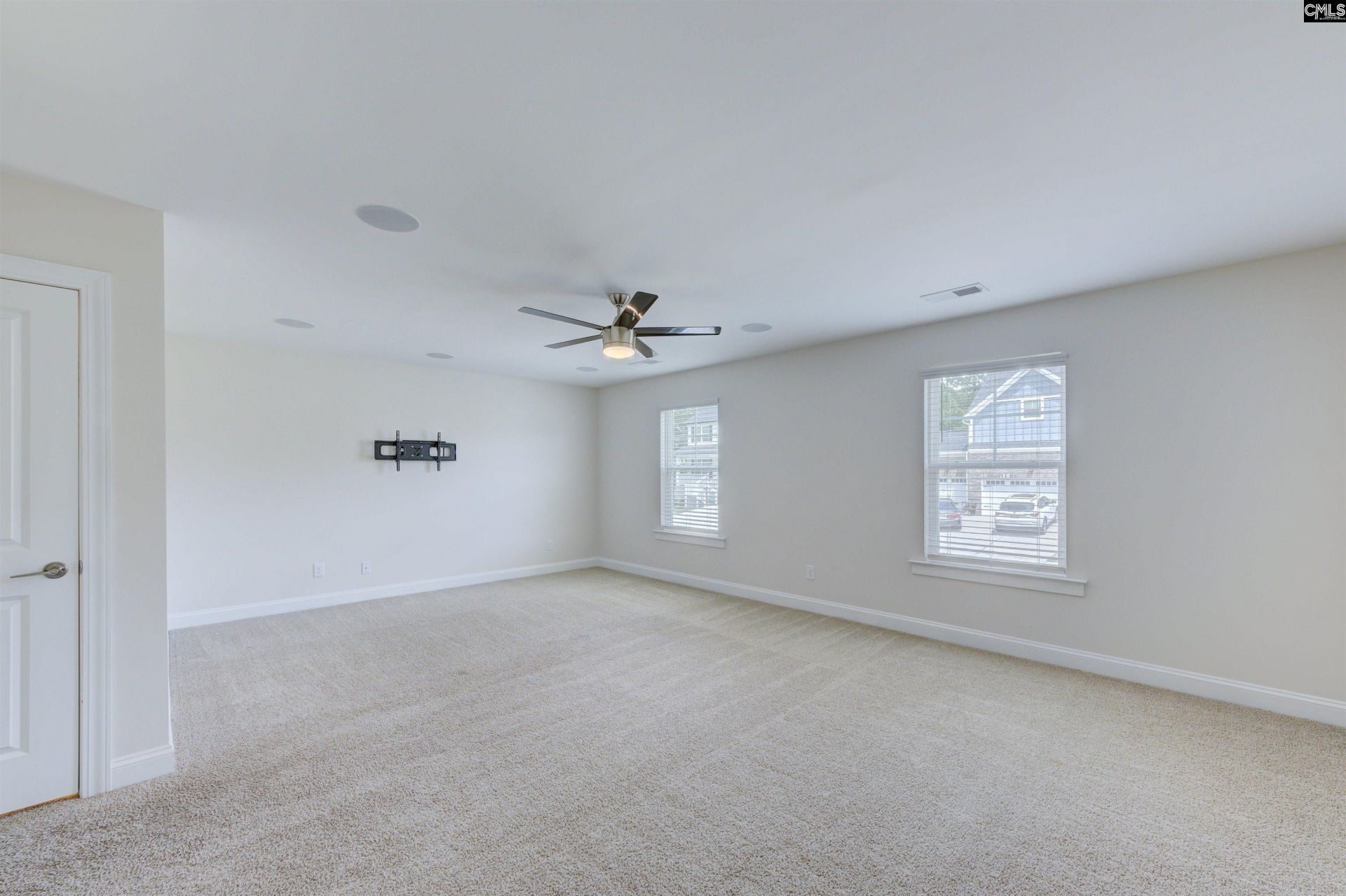 204 Sapphire Gem Lane Photo 13