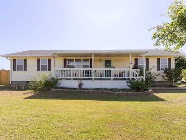 9601 Westview Drive, Lexington, OK 73051