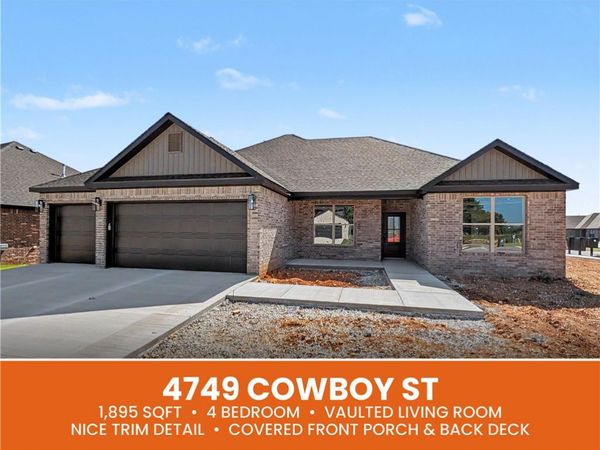 4749 Cowboy Street , Springdale, AR 72762