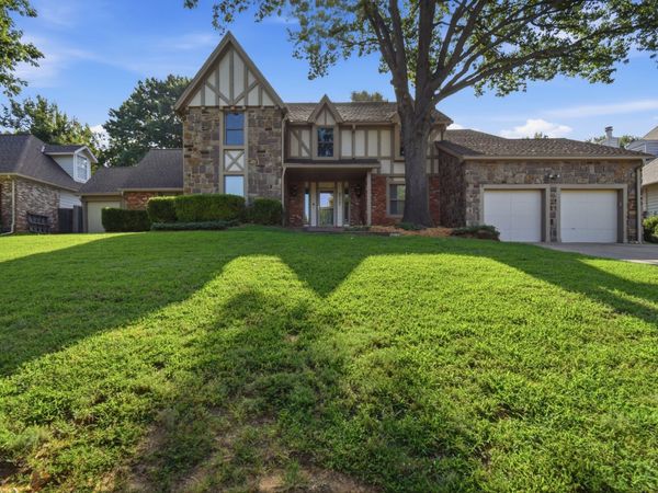 8717 S College Place , Tulsa, OK 74137