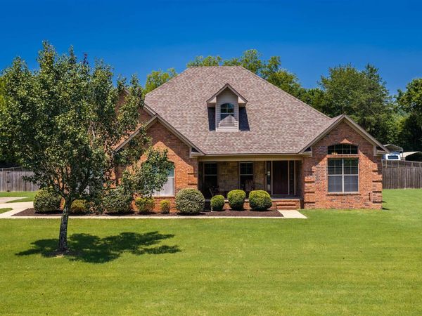 28 Place Lane, Greenbrier, AR 72058
