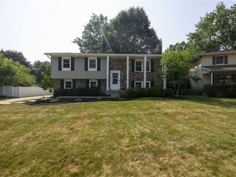 3345 Crownpoint Street NW, Massillon, OH 44646 Photo 1