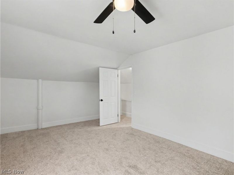 10922 Sandusky Avenue, Cleveland, OH 44105 Photo 24