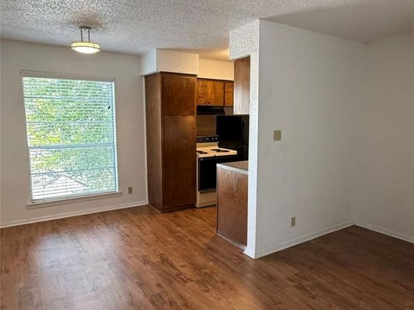 2803 Hemphill PARK , Unit B202, Austin, TX 78705