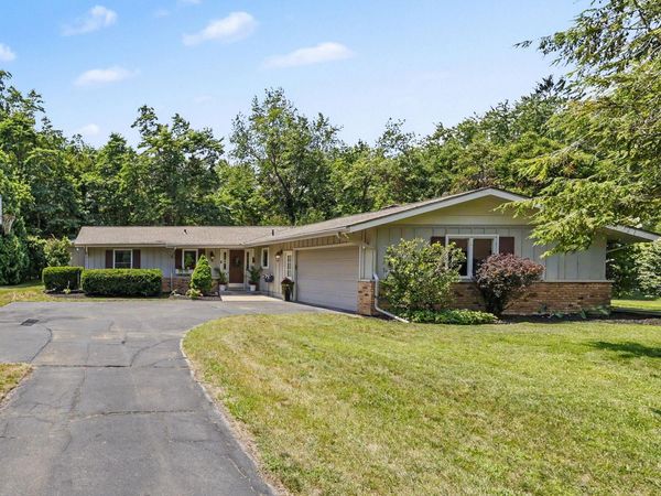 4414 Tanglewood Trail, St. Joseph, MI 49085
