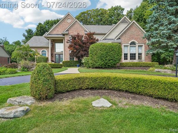 4500 Boxwood Court , Oakland Twp, MI 48306