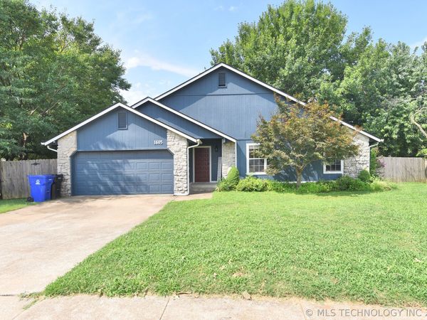 1605 W Roanoke Street, Broken Arrow, OK 74011