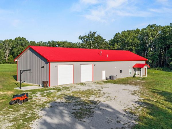 1350 County Road 317 , Squires, MO 65755