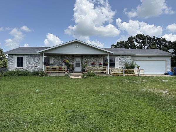 15185 Deercreek Road, Phillipsburg, MO 65722