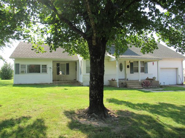 419 State Road H , Elkland, MO 65644