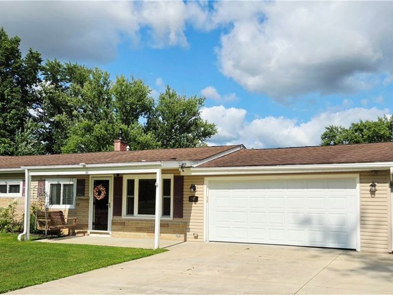 1995 Hathaway Drive, Brunswick, OH 44212 Photo 2