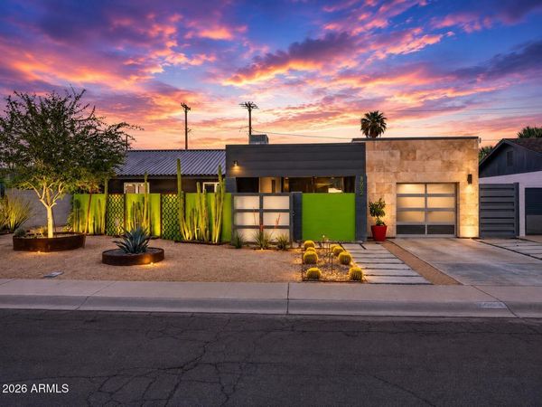 8002 E HUBBELL Street, Scottsdale, AZ 85257